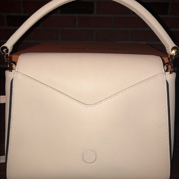 Louis Vuitton Double V - Picture 3 of 8